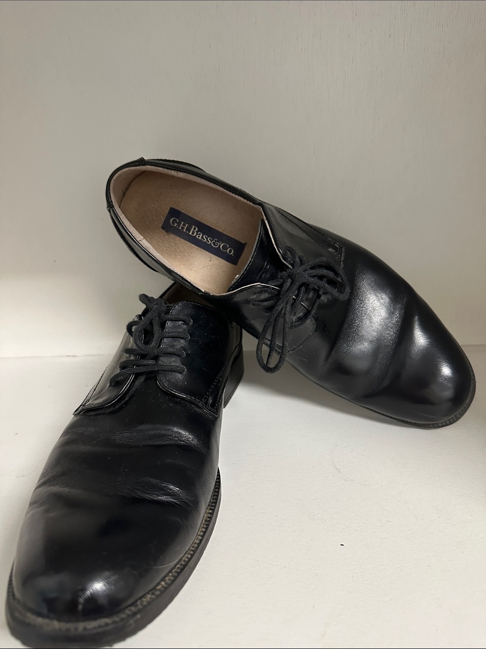 G.H. Bass & Co. Men's Black Leather Derby Oxfords